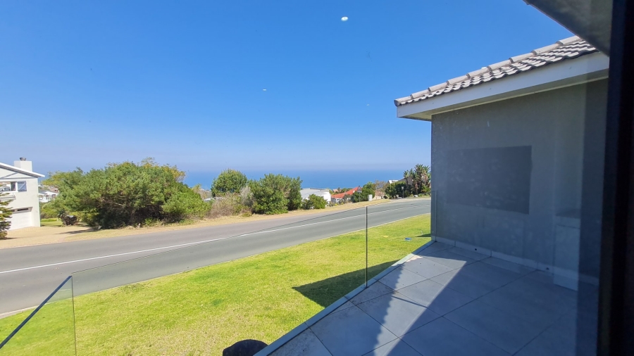 3 Bedroom Property for Sale in Dana Bay Western Cape